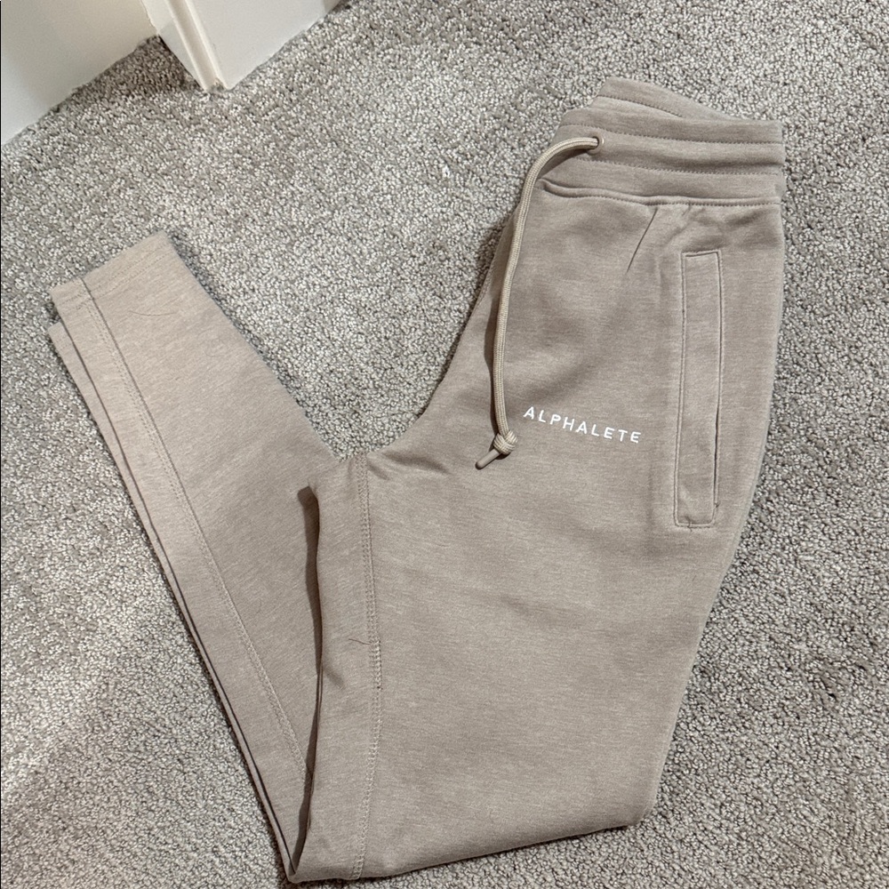Alphalete Beige Joggers with Drawstring
